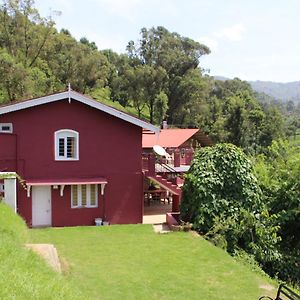 Rustling River Resort